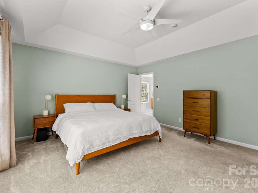 2718 Peverell Lane, Charlotte, NC 28270.  MLS# CAR4402678, YatesRealty ID 38247. 