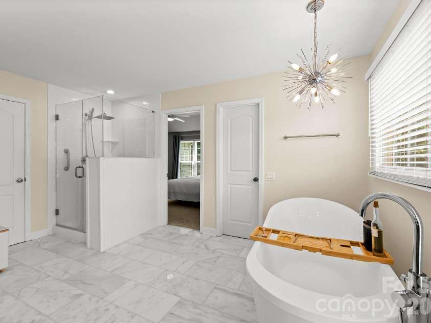 2718 Peverell Lane, Charlotte, NC 28270.  MLS# CAR4402678, YatesRealty ID 38247. 