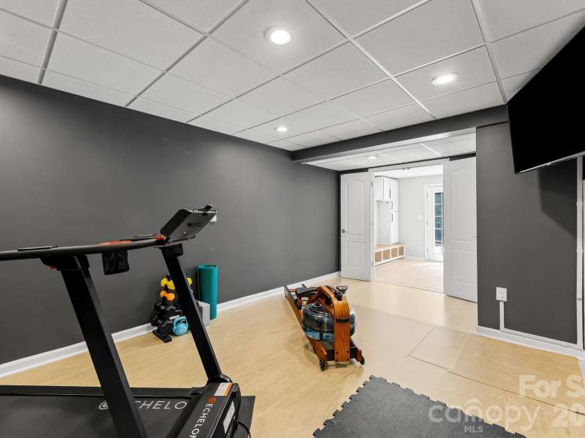 2718 Peverell Lane, Charlotte, NC 28270.  MLS# CAR4402678, YatesRealty ID 38247. 