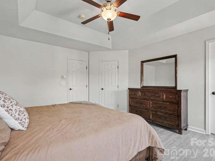 12727 Bullock Greenway Boulevard, Charlotte, NC 28277.  MLS# CAR4394540, YatesRealty ID 38248. 