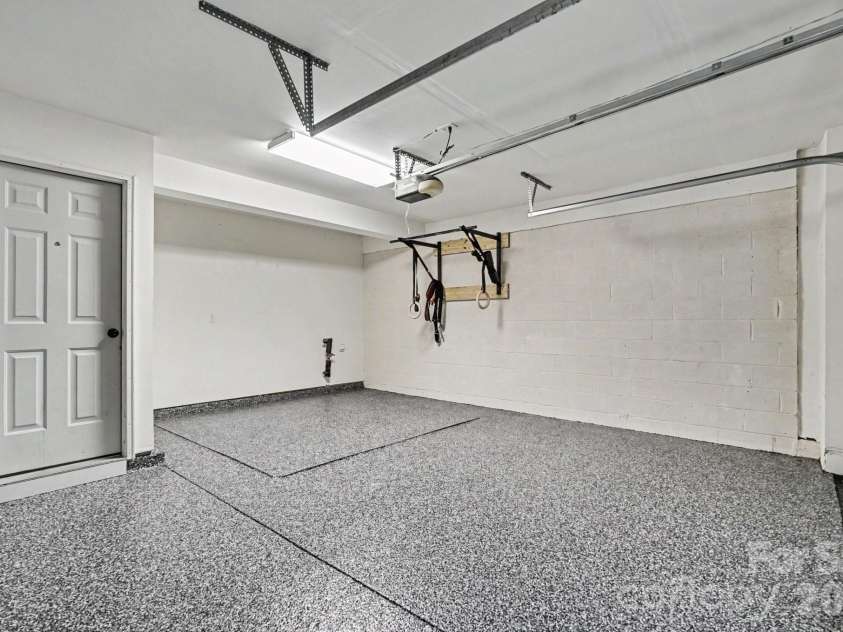 12727 Bullock Greenway Boulevard, Charlotte, NC 28277.  MLS# CAR4394540, YatesRealty ID 38248. 