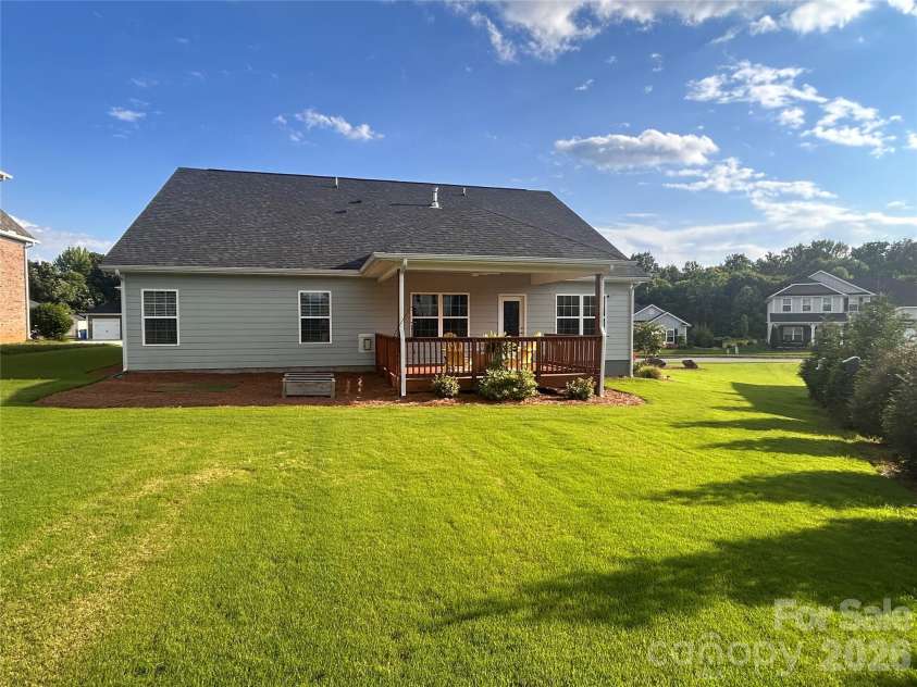 11765 Glenwood Drive, Locust, NC 28097.  MLS# CAR4373388, YatesRealty ID 38249. 