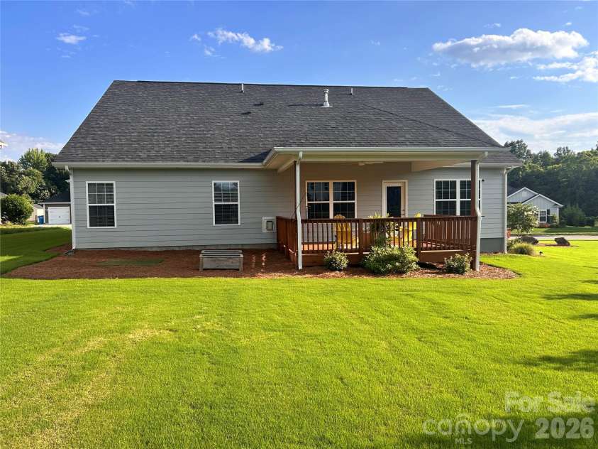 11765 Glenwood Drive, Locust, NC 28097.  MLS# CAR4373388, YatesRealty ID 38249. 