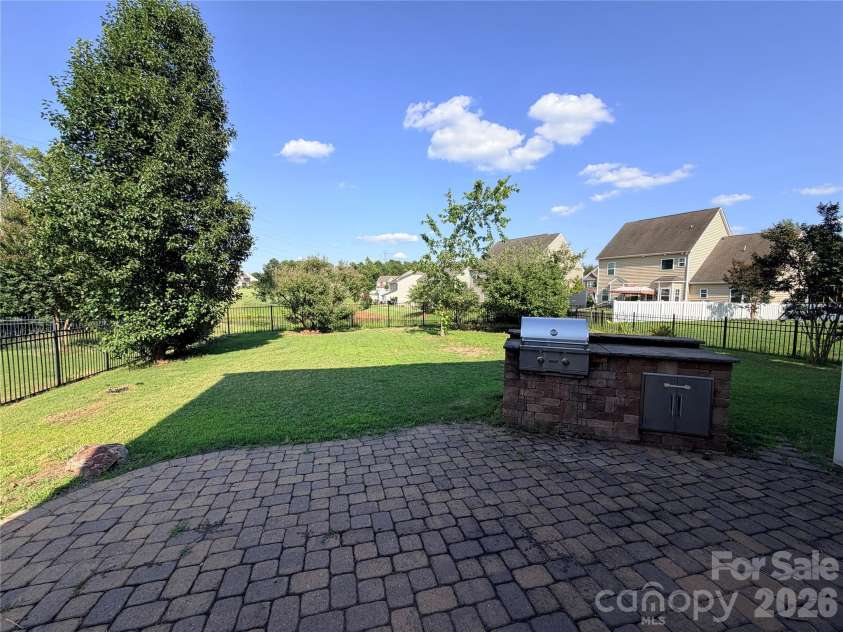9281 Perseverance Drive, Harrisburg, NC 28075.  MLS# CAR4399173, YatesRealty ID 38250. 