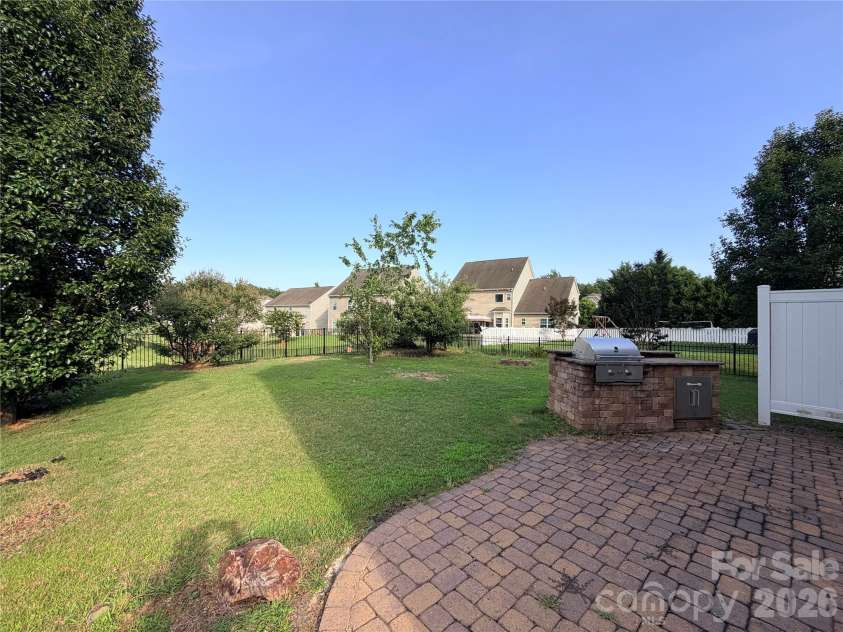 9281 Perseverance Drive, Harrisburg, NC 28075.  MLS# CAR4399173, YatesRealty ID 38250. 