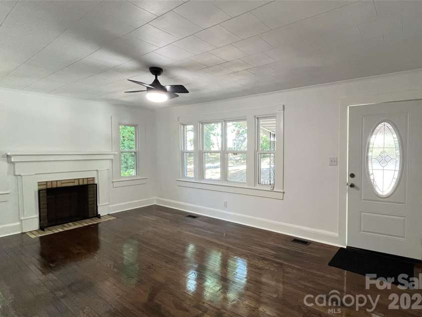 205 Sunrise Avenue, Mount Gilead, NC 27306.  MLS# CAR4378550, YatesRealty ID 38251. 