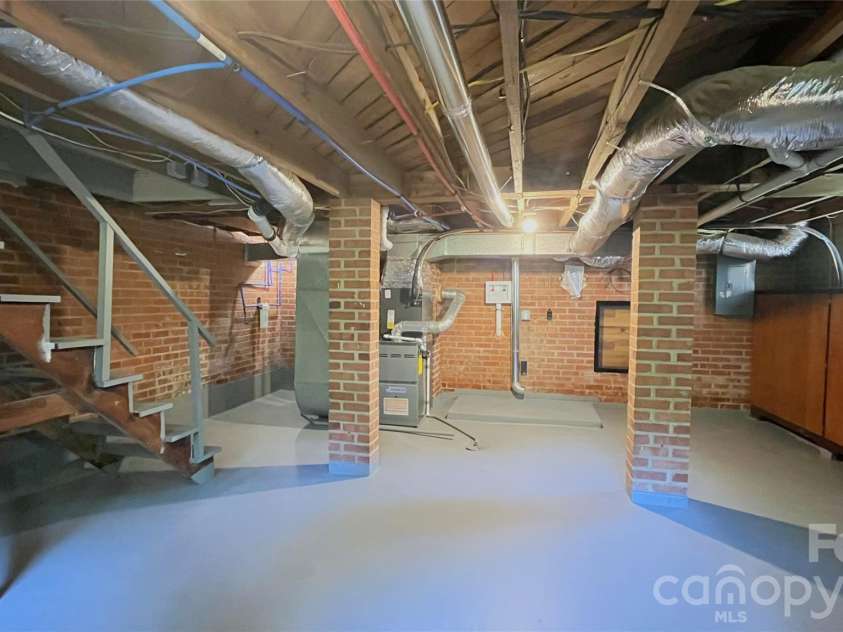 205 Sunrise Avenue, Mount Gilead, NC 27306.  MLS# CAR4378550, YatesRealty ID 38251. 