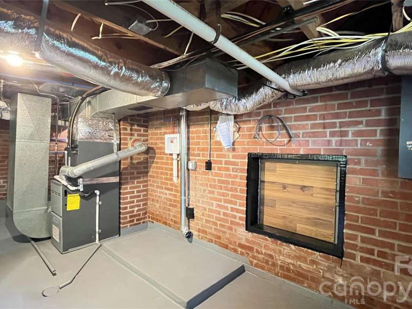 205 Sunrise Avenue, Mount Gilead, NC 27306.  MLS# CAR4378550, YatesRealty ID 38251. 