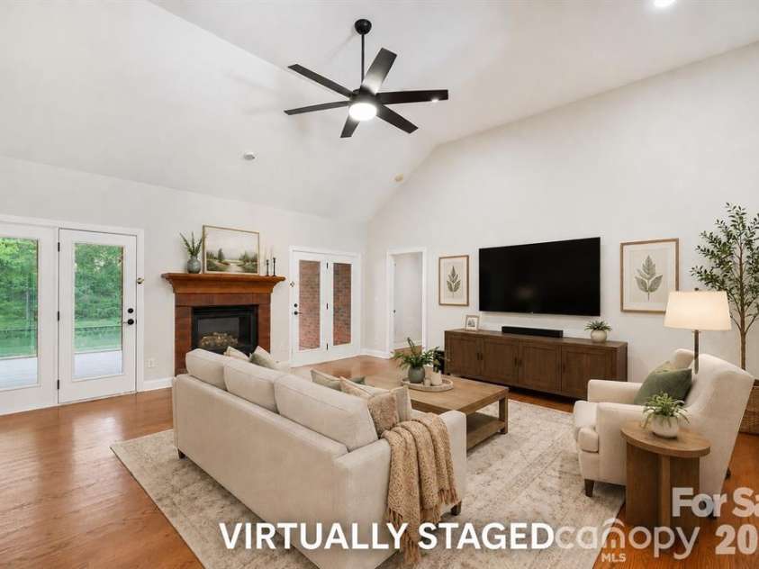 10846 Tyler Brook Lane, Mint Hill, NC 28227.  MLS# CAR4431342, YatesRealty ID 38253. 