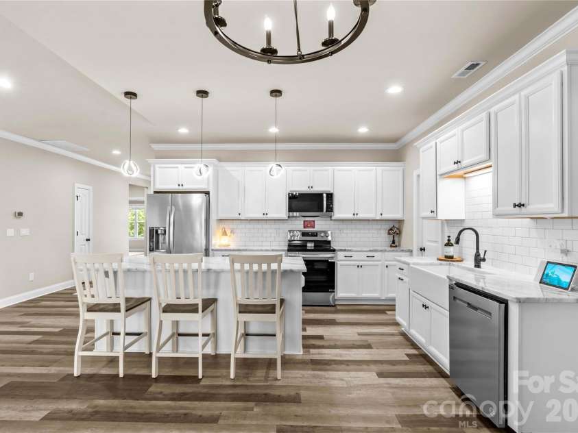 305 Absher Farm Loop, Statesville, NC 28625.  MLS# CAR4396326, YatesRealty ID 38255. 