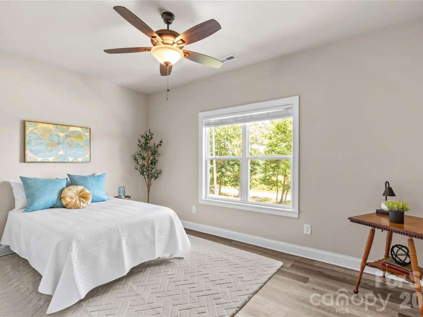 305 Absher Farm Loop, Statesville, NC 28625.  MLS# CAR4396326, YatesRealty ID 38255. 