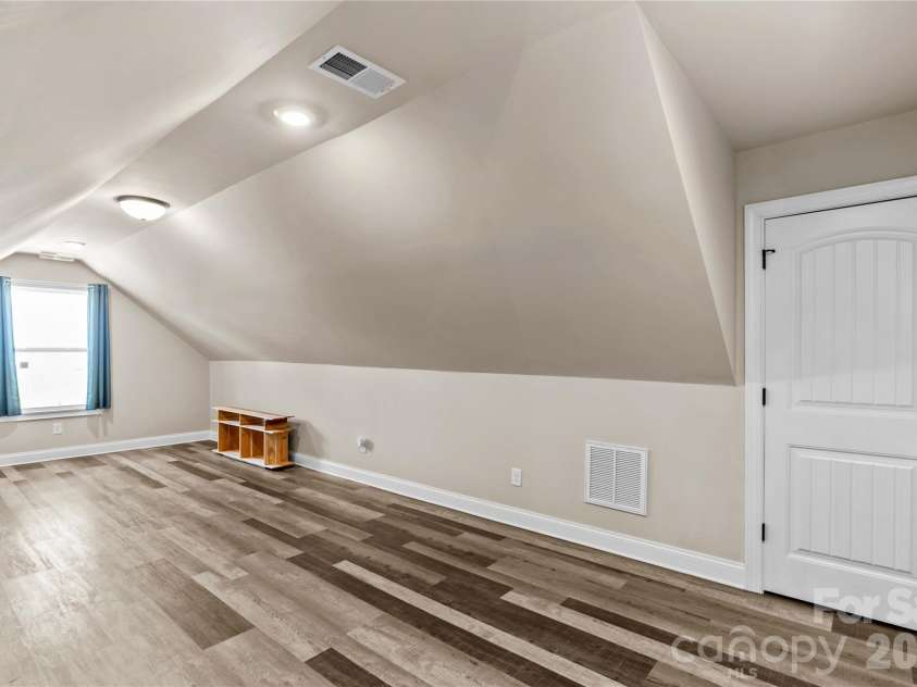 305 Absher Farm Loop, Statesville, NC 28625.  MLS# CAR4396326, YatesRealty ID 38255. 