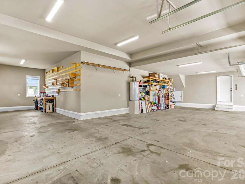 305 Absher Farm Loop, Statesville, NC 28625.  MLS# CAR4396326, YatesRealty ID 38255. 