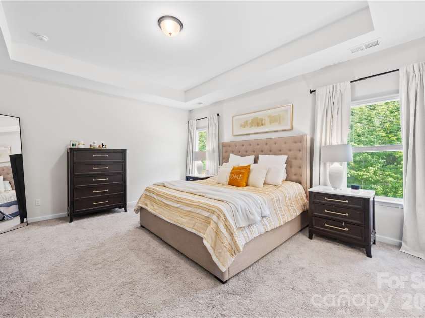6230 Gala Lane, Charlotte, NC 28215.  MLS# CAR4393664, YatesRealty ID 38256. 