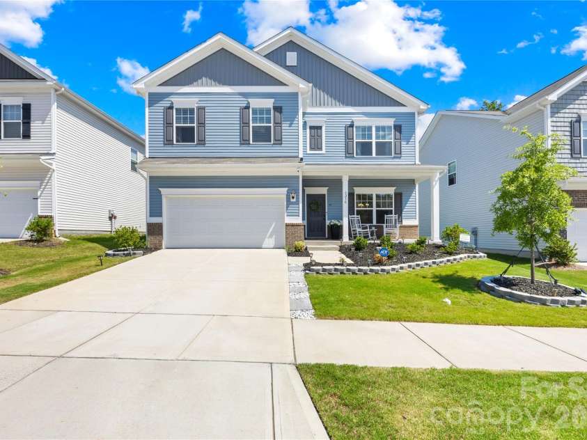 6230 Gala Lane, Charlotte, NC 28215.  MLS# CAR4393664, YatesRealty ID 38256. 
