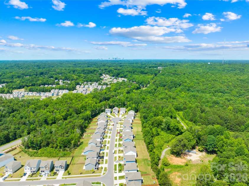 6230 Gala Lane, Charlotte, NC 28215.  MLS# CAR4393664, YatesRealty ID 38256. 