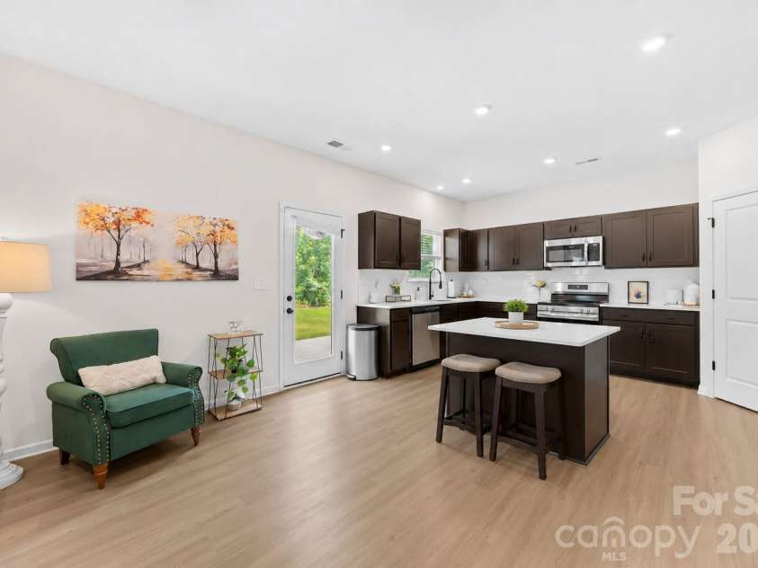 6230 Gala Lane, Charlotte, NC 28215.  MLS# CAR4393664, YatesRealty ID 38256. Artificial Depiction