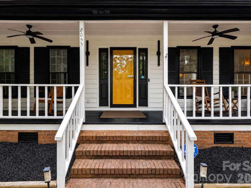 8055 Tifton Road, Charlotte, NC 28226.  MLS# CAR4403018, YatesRealty ID 38258. 