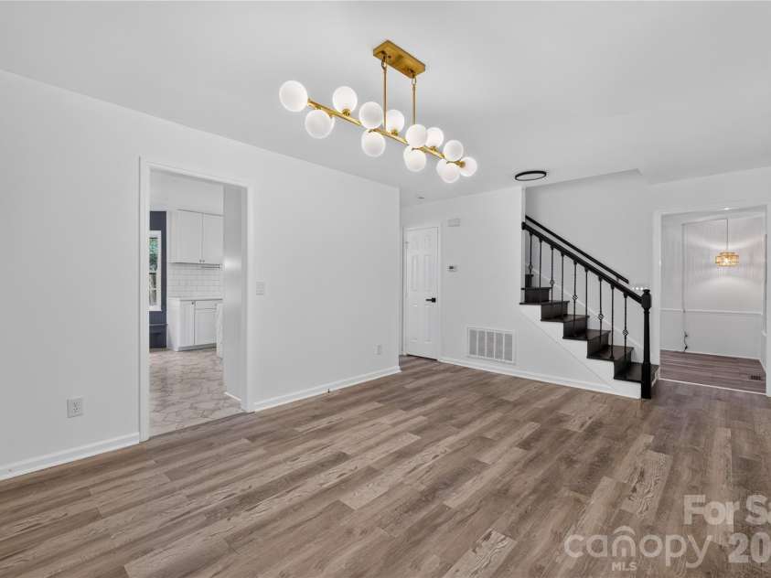 8055 Tifton Road, Charlotte, NC 28226.  MLS# CAR4403018, YatesRealty ID 38258. 