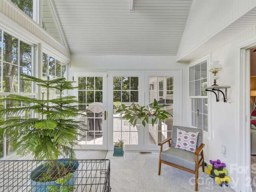 28 Secretariat Drive, Hendersonville, NC 28792.  MLS# CAR4404069, YatesRealty ID 38260. 