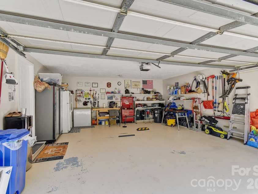 28 Secretariat Drive, Hendersonville, NC 28792.  MLS# CAR4404069, YatesRealty ID 38260. 