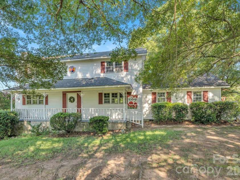 244 Chapman Road, Pacolet, SC 29372.  MLS# CAR4405573, YatesRealty ID 38261. 