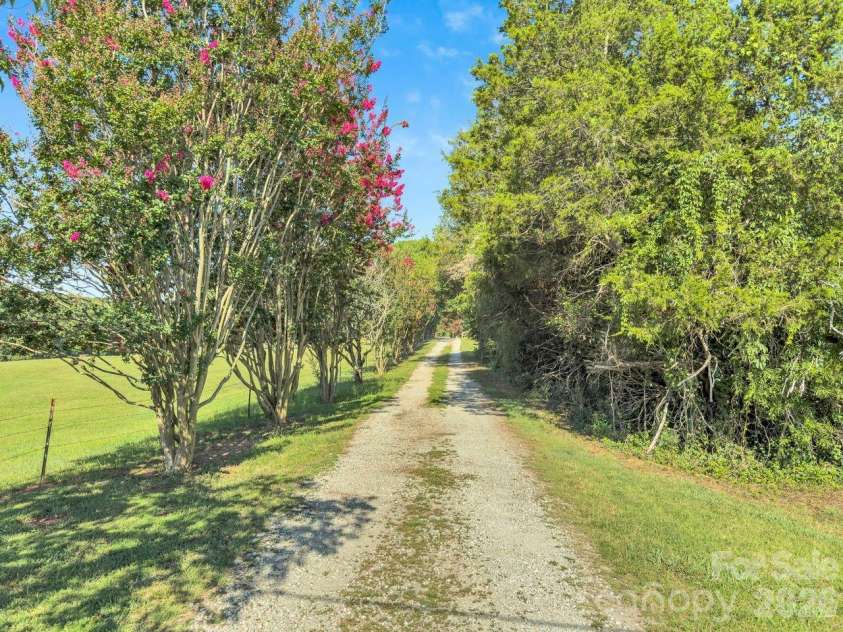 244 Chapman Road, Pacolet, SC 29372.  MLS# CAR4405573, YatesRealty ID 38261. 