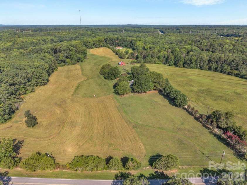 244 Chapman Road, Pacolet, SC 29372.  MLS# CAR4405573, YatesRealty ID 38261. 
