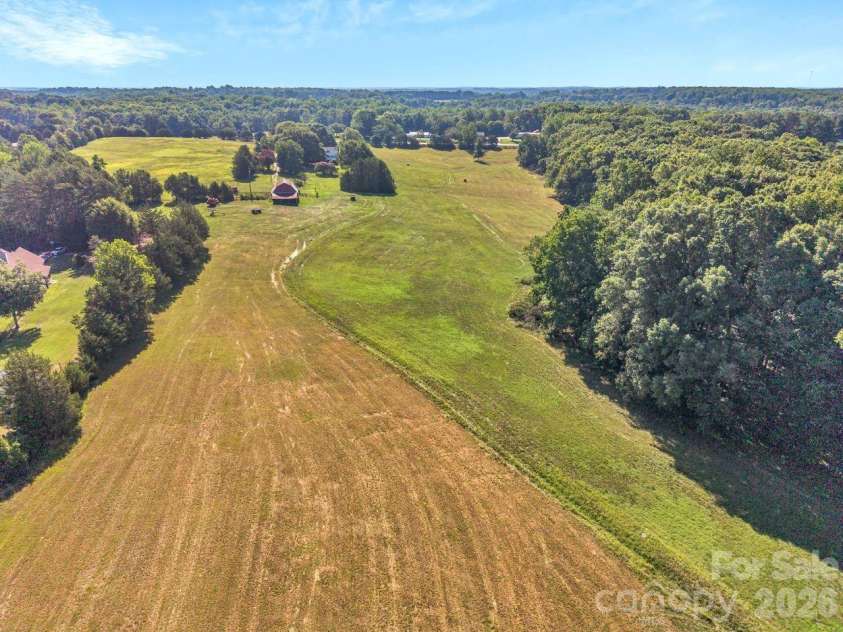 244 Chapman Road, Pacolet, SC 29372.  MLS# CAR4405573, YatesRealty ID 38261. 