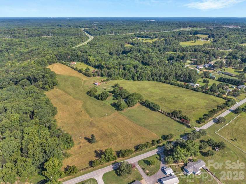 244 Chapman Road, Pacolet, SC 29372.  MLS# CAR4405573, YatesRealty ID 38261. 