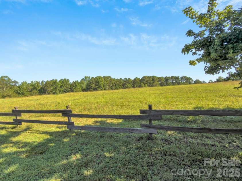 244 Chapman Road, Pacolet, SC 29372.  MLS# CAR4405573, YatesRealty ID 38261. 