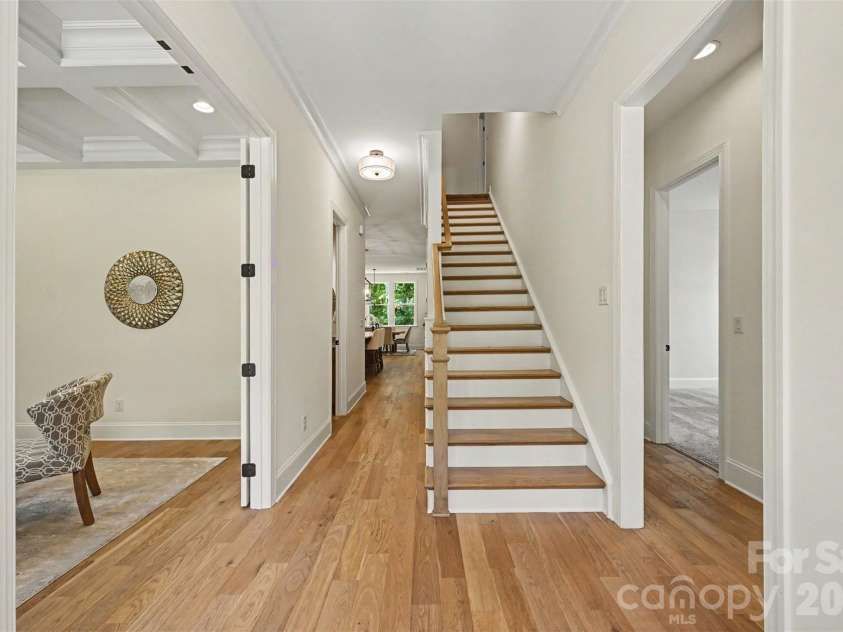 131 High Lake Drive, Statesville, NC 28677.  MLS# CAR4384337, YatesRealty ID 38262. 