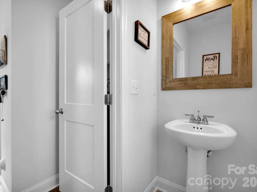 3556 County Down Avenue, Kannapolis, NC 28081.  MLS# CAR4360697, YatesRealty ID 38263. 