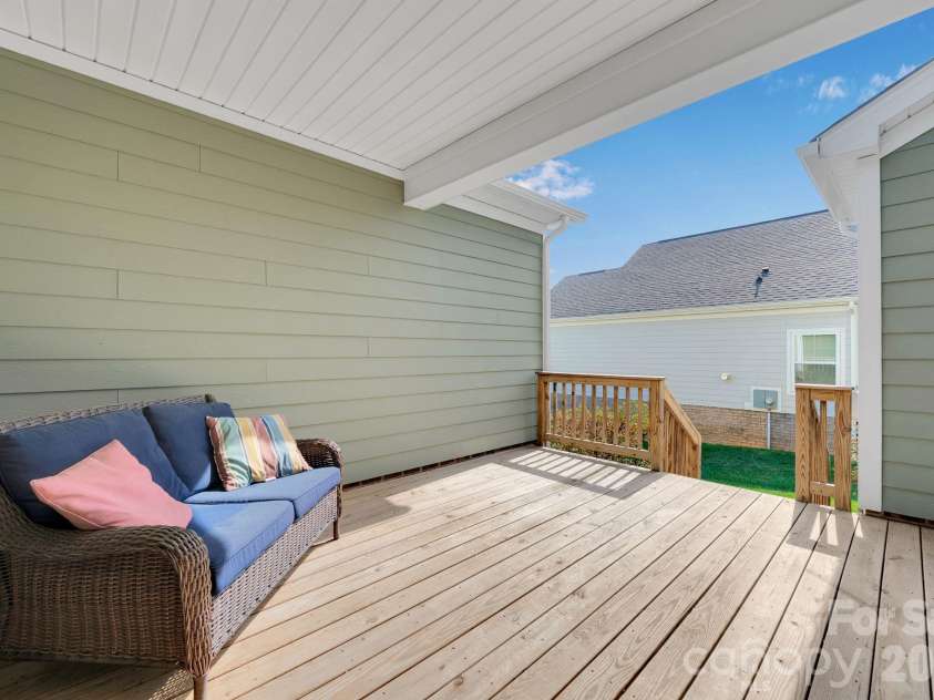 3556 County Down Avenue, Kannapolis, NC 28081.  MLS# CAR4360697, YatesRealty ID 38263. 