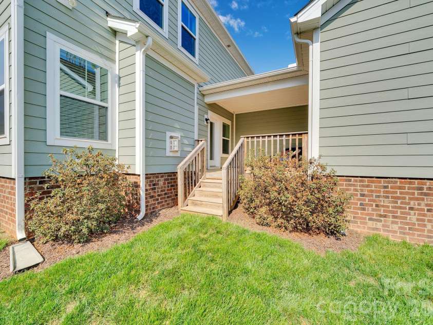 3556 County Down Avenue, Kannapolis, NC 28081.  MLS# CAR4360697, YatesRealty ID 38263. 