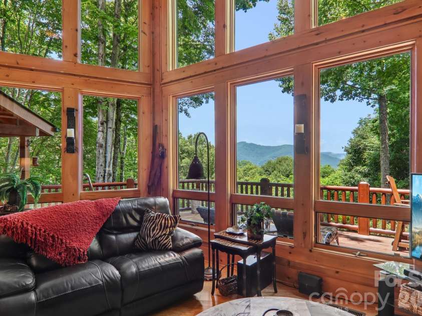 157 Kanusati Trail, Maggie Valley, NC 28751.  MLS# CAR4400203, YatesRealty ID 38264. 