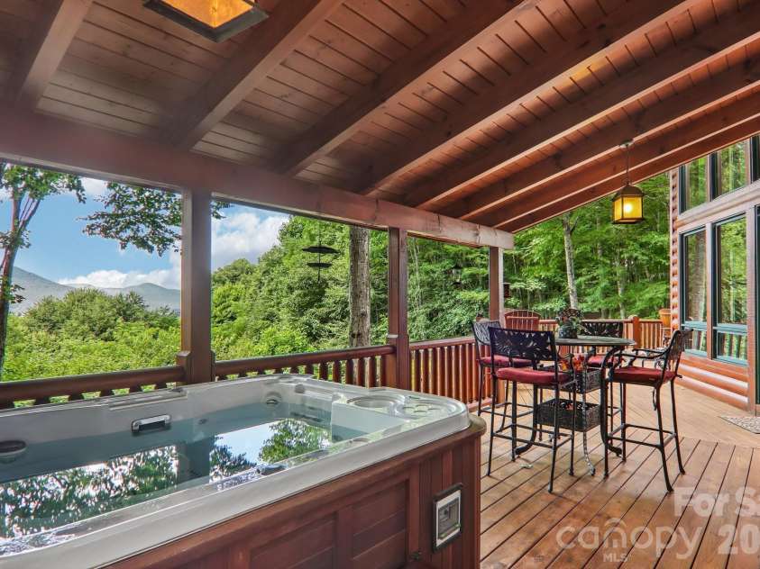 157 Kanusati Trail, Maggie Valley, NC 28751.  MLS# CAR4400203, YatesRealty ID 38264. 