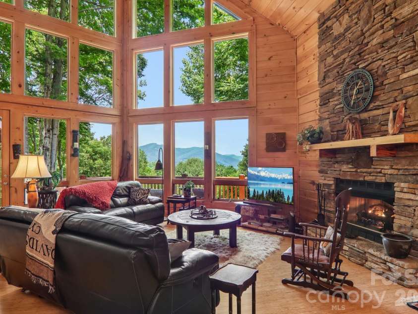 157 Kanusati Trail, Maggie Valley, NC 28751.  MLS# CAR4400203, YatesRealty ID 38264. 