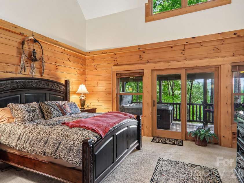 157 Kanusati Trail, Maggie Valley, NC 28751.  MLS# CAR4400203, YatesRealty ID 38264. 