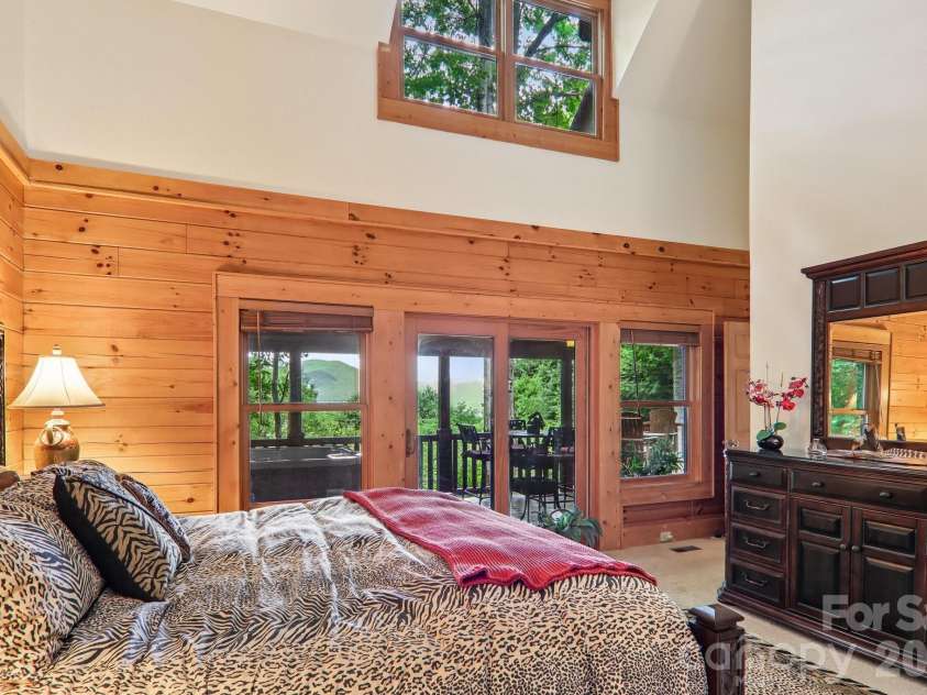 157 Kanusati Trail, Maggie Valley, NC 28751.  MLS# CAR4400203, YatesRealty ID 38264. 