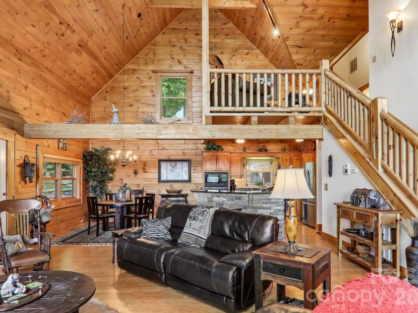 157 Kanusati Trail, Maggie Valley, NC 28751.  MLS# CAR4400203, YatesRealty ID 38264. 