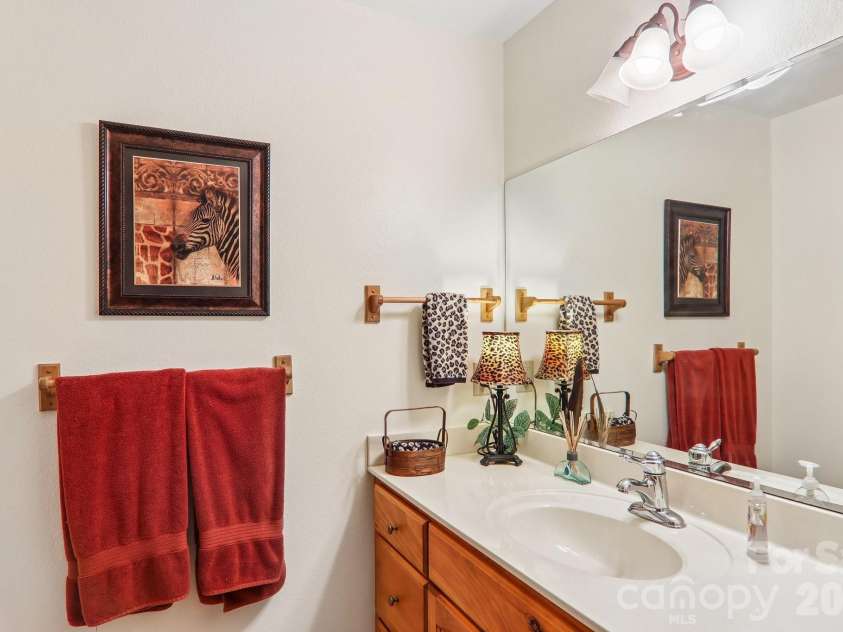 157 Kanusati Trail, Maggie Valley, NC 28751.  MLS# CAR4400203, YatesRealty ID 38264. 