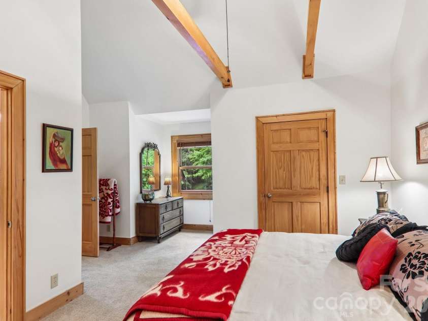157 Kanusati Trail, Maggie Valley, NC 28751.  MLS# CAR4400203, YatesRealty ID 38264. 