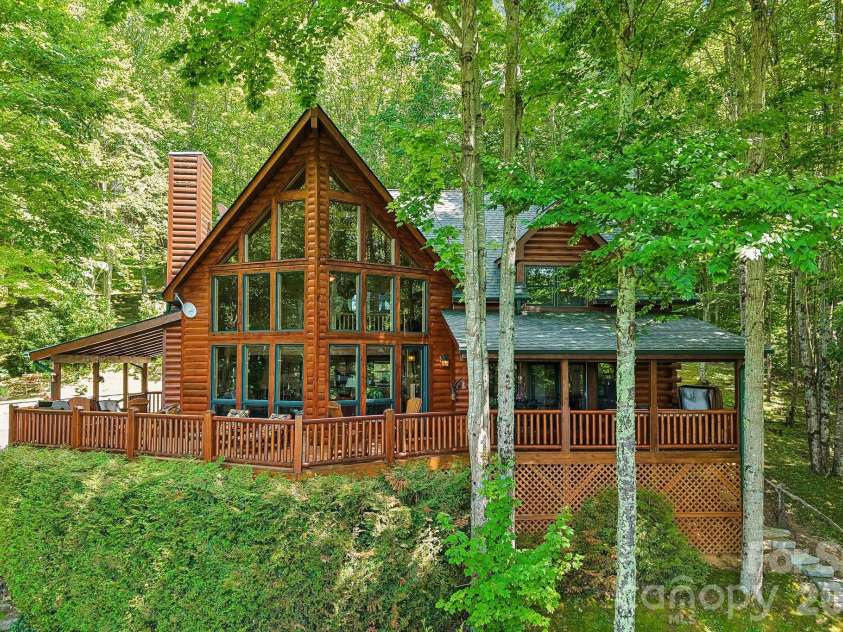 157 Kanusati Trail, Maggie Valley, NC 28751.  MLS# CAR4400203, YatesRealty ID 38264. 