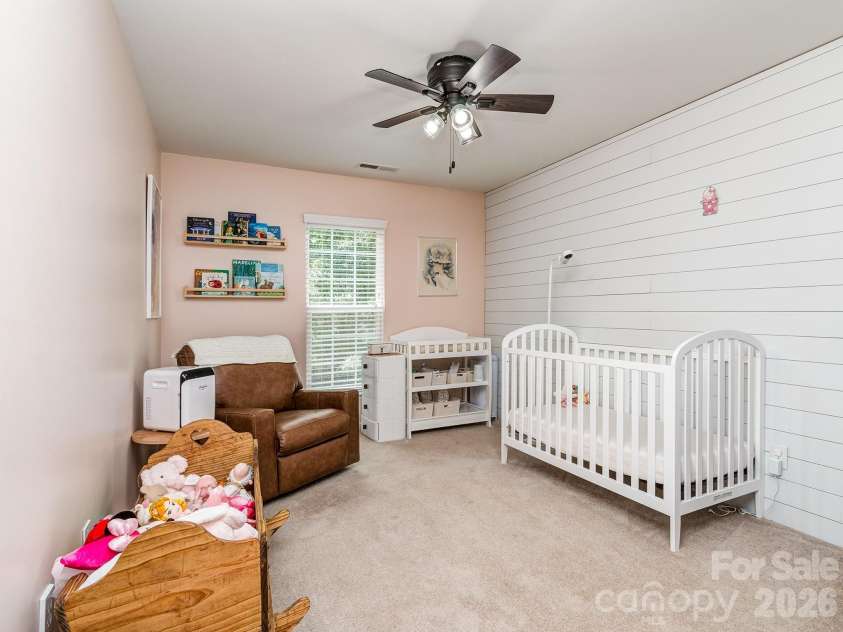 3831 Park South Station Boulevard, Charlotte, NC 28210.  MLS# CAR4398889, YatesRealty ID 38265. 