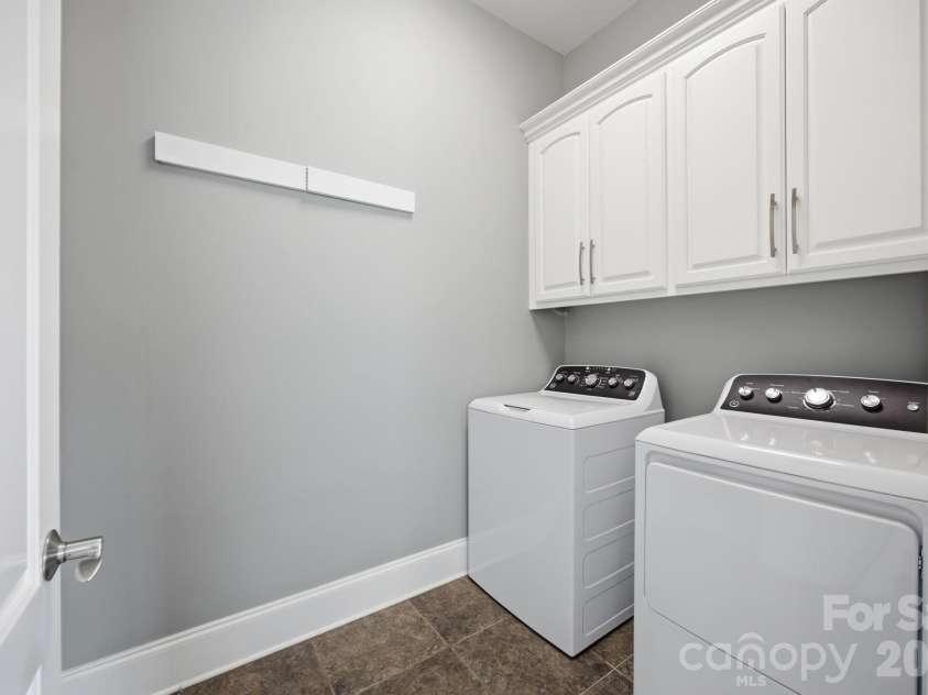 3380 Keady Mill Loop, Kannapolis, NC 28081.  MLS# CAR4396195, YatesRealty ID 38267. 
