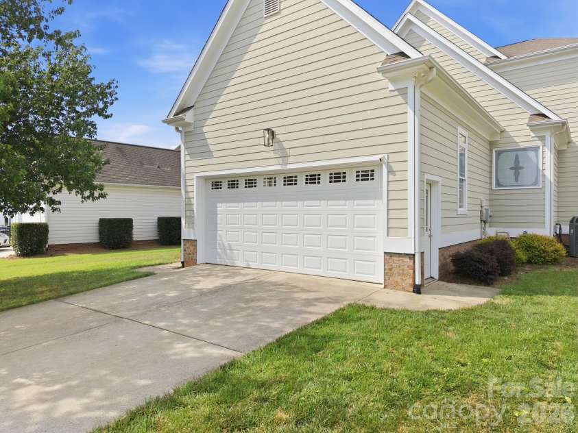 3380 Keady Mill Loop, Kannapolis, NC 28081.  MLS# CAR4396195, YatesRealty ID 38267. 