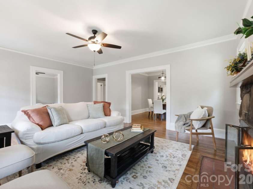 197 Academy Street, Canton, NC 28716.  MLS# CAR4403266, YatesRealty ID 38268. 