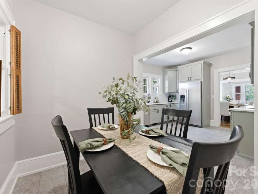 197 Academy Street, Canton, NC 28716.  MLS# CAR4403266, YatesRealty ID 38268. 