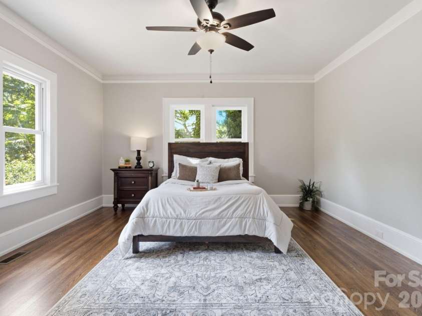197 Academy Street, Canton, NC 28716.  MLS# CAR4403266, YatesRealty ID 38268. 
